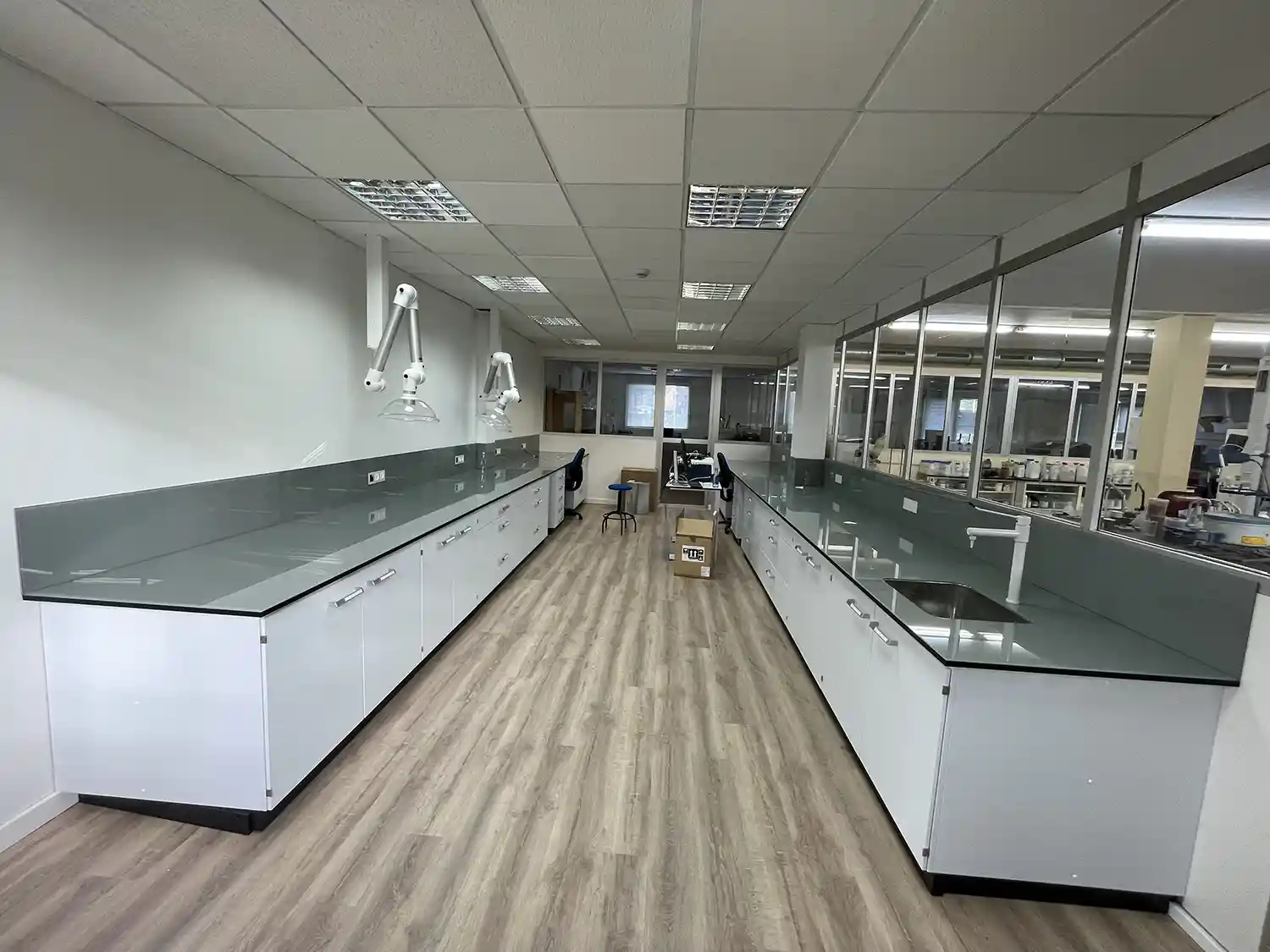 Instalación de laboratorio para Foresa